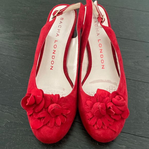 Red block heel - Picture 1 of 3